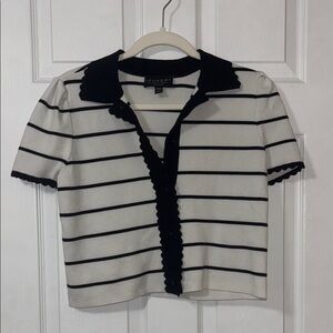 Black and White Striped Short Sleeve Top
